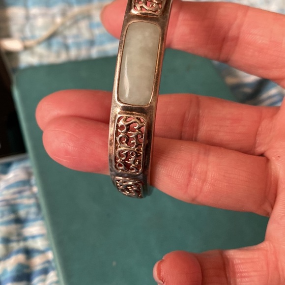 Sterling Silver jade stone inset cuff Size Small  vintage - Picture 4 of 9